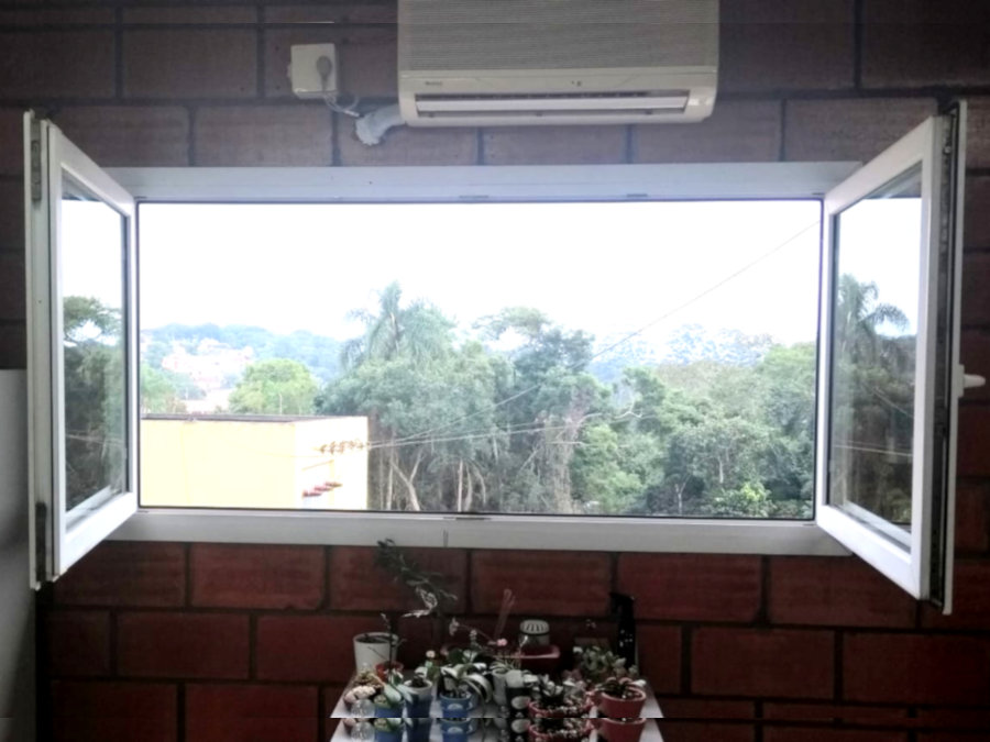 Janela de giro aberta